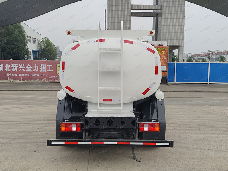 Howo 4x2 15 metros cúbicos camión de tanque de agua