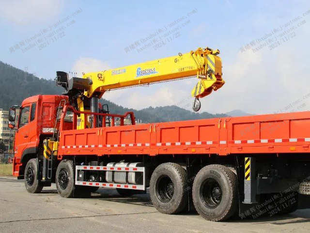 8x4- Tianlong 360 caballos de fuerza