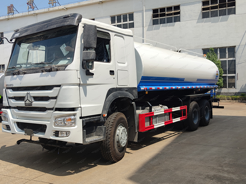 Howo 6x4 25 metros cúbicos camión de tanque de agua