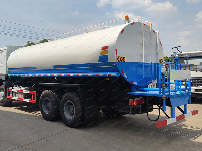 Howo 6x4 25 metros cúbicos camión de tanque de agua