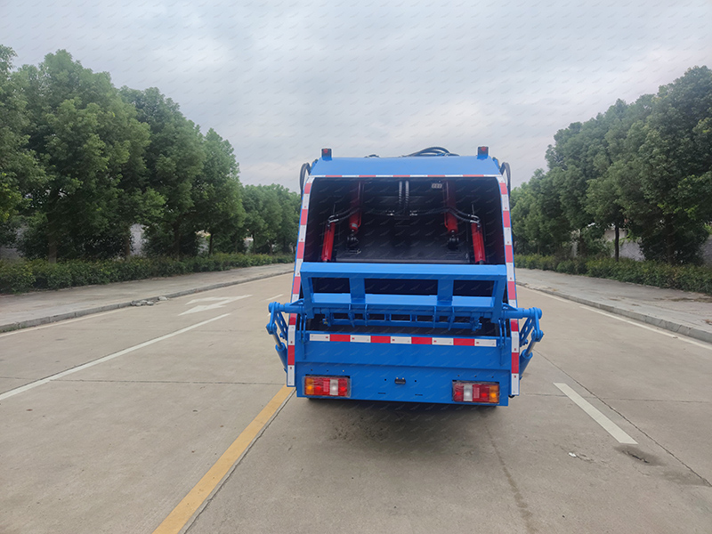 Howo 14M3 Camión compactador 