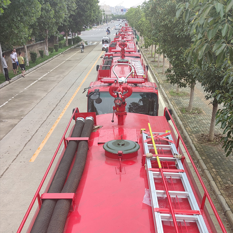Aspersor de incendios isuzu 700p 