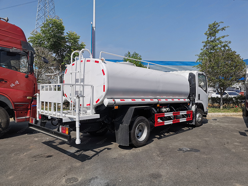 Aspersor isuzu 700p
