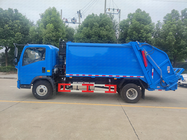Howo 14M3 Camión compactador 